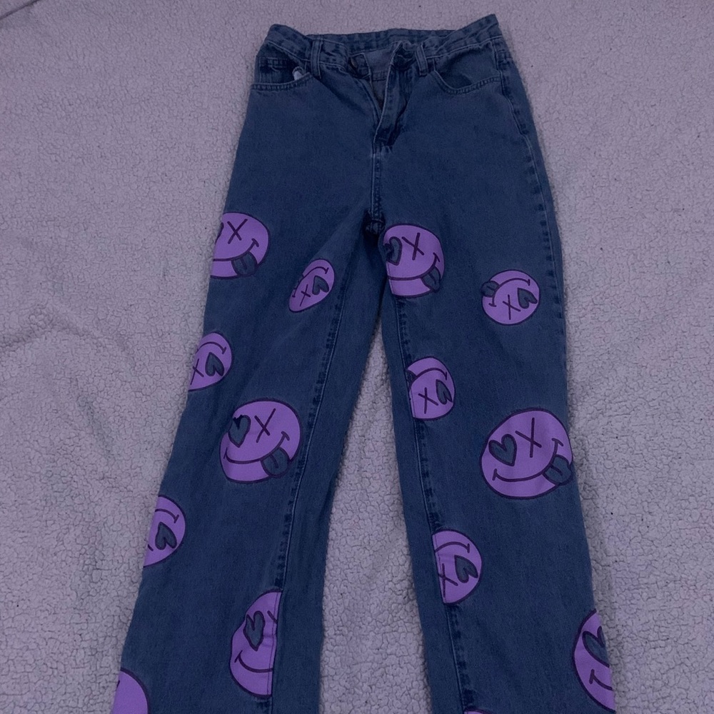 High wasted smiley face print wide leg jeans